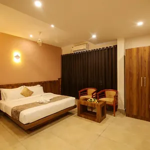 3* Hotel Ariat Avenue